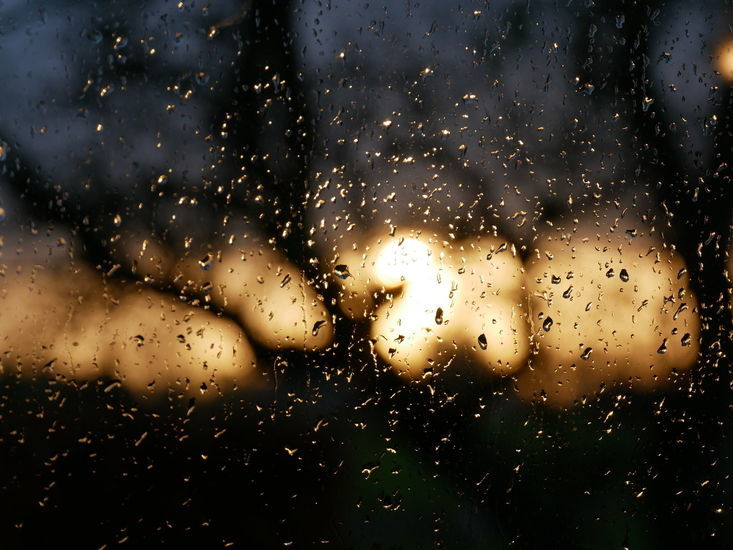 Rainy sunset / zonsondergang bij regen