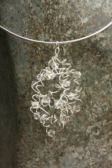 Halsketting met hanger zilverdraad