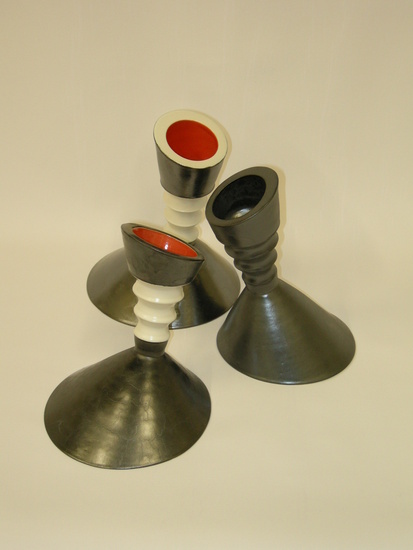 3 schuine vaas-objecten