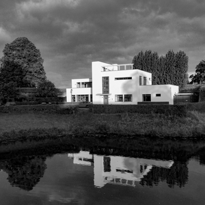 Diverse vormen van architectuur in zwart/wit