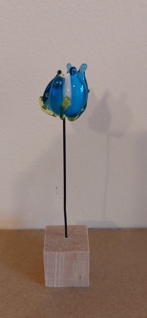 blauw tulpje van glas