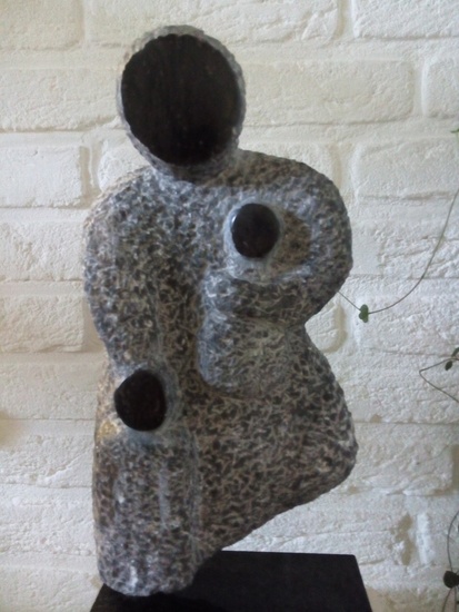 Moeder met haar 2 kinderen