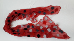 Sjaals gemaakt van verschillende materialen.