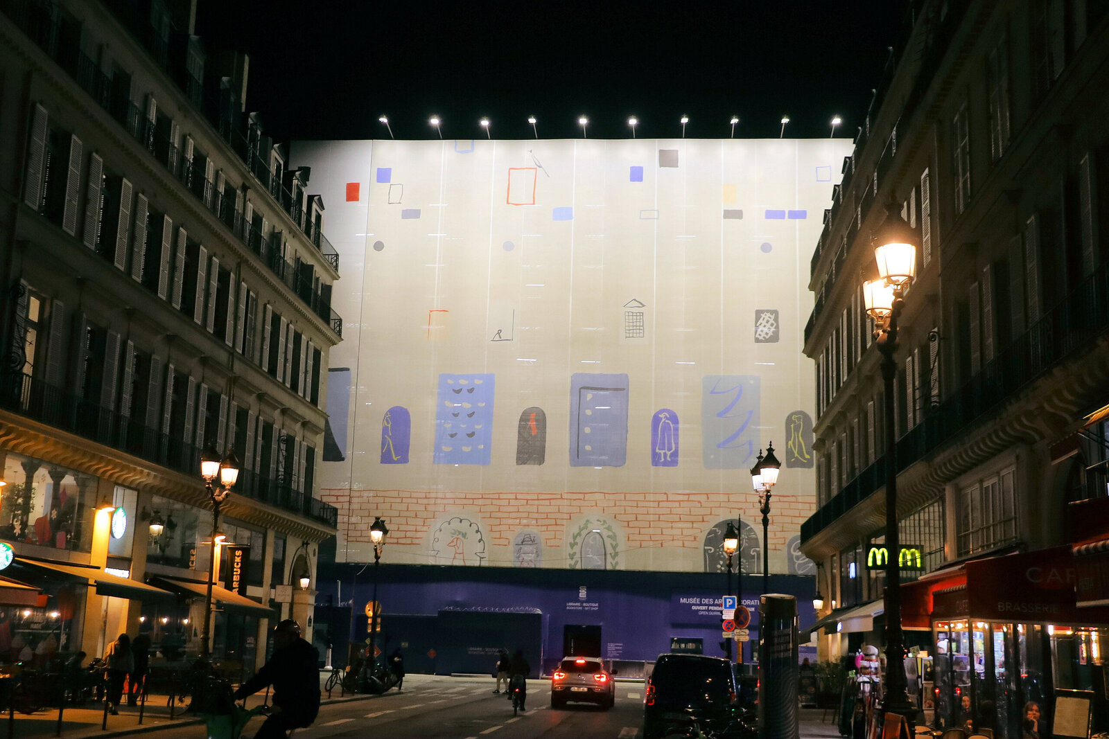 Zicht op de Rue de Rivoli