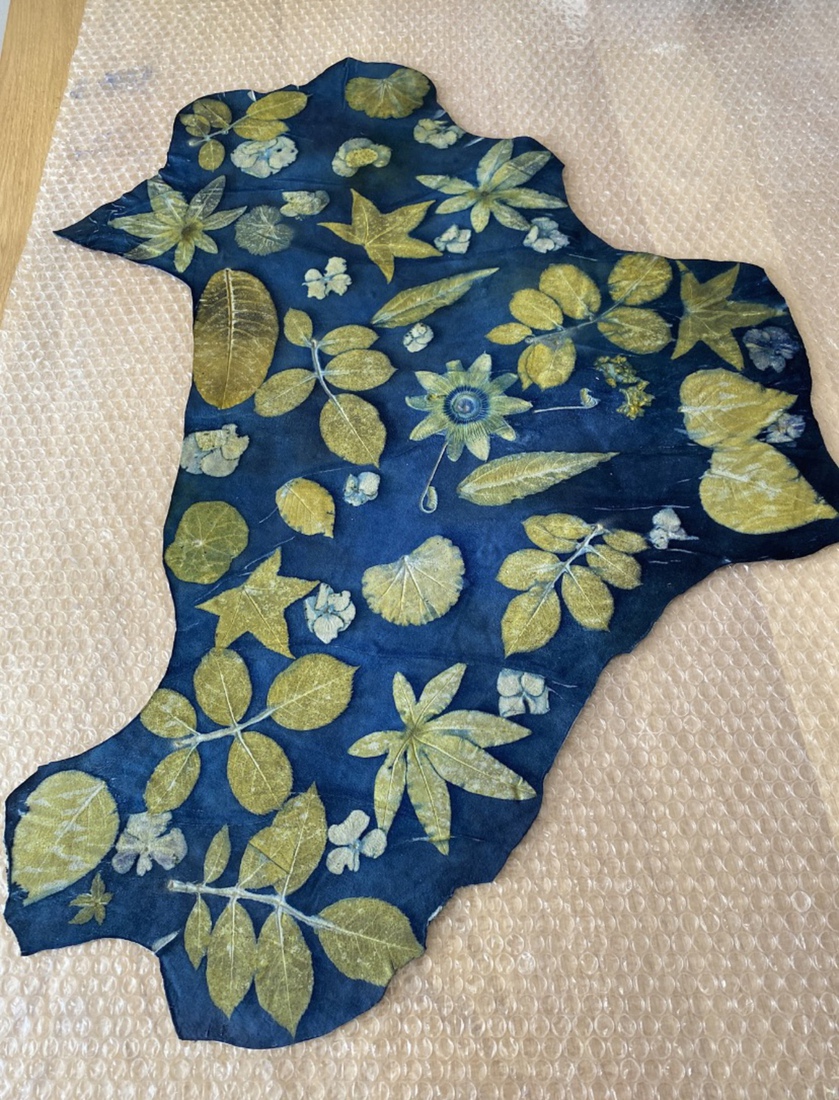 Geitenleer in marine kleur