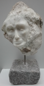 Vooral albast, serpentijn  en kissi-stone gebruikt.