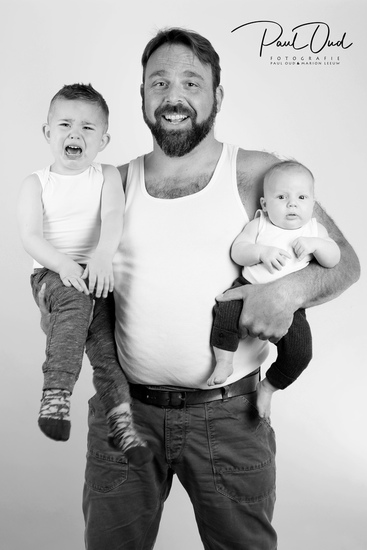 de man en zijn kroost