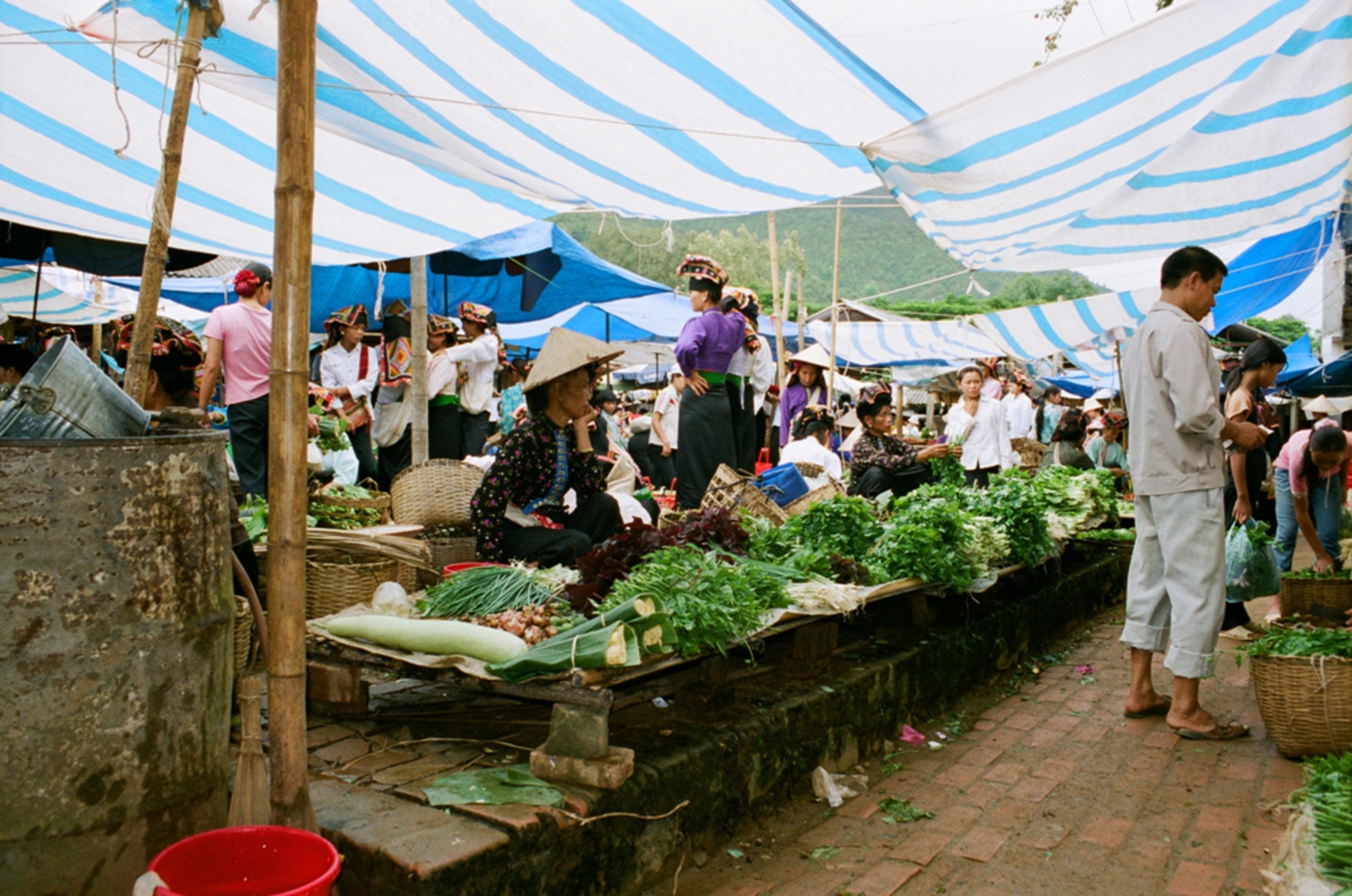 Sơn La: Op de markt