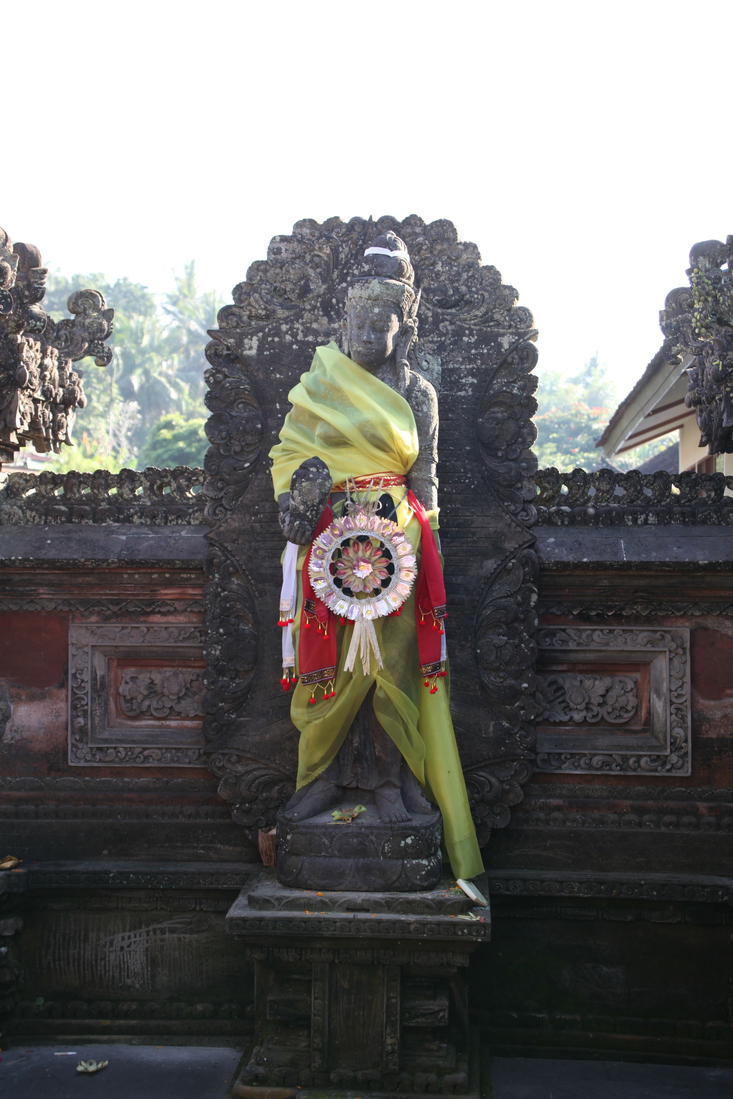 Ubud: Pura Taman Kemuda Saraswati .0825