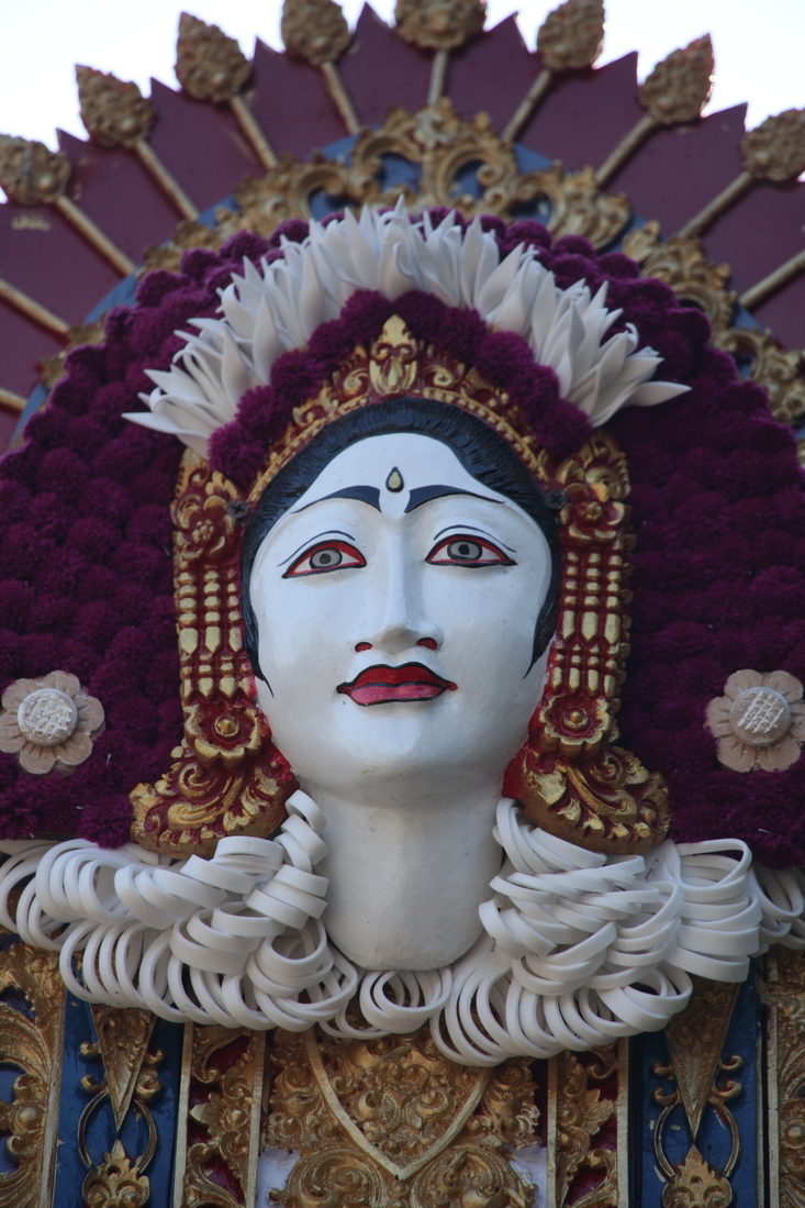 Ubud: Pura Taman Kemuda Saraswati .0833