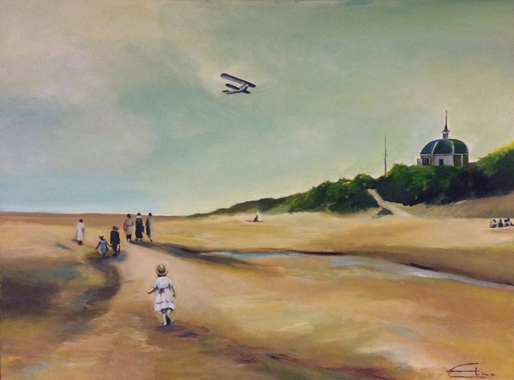 Strand Oostvoorne met oude zeekoepel