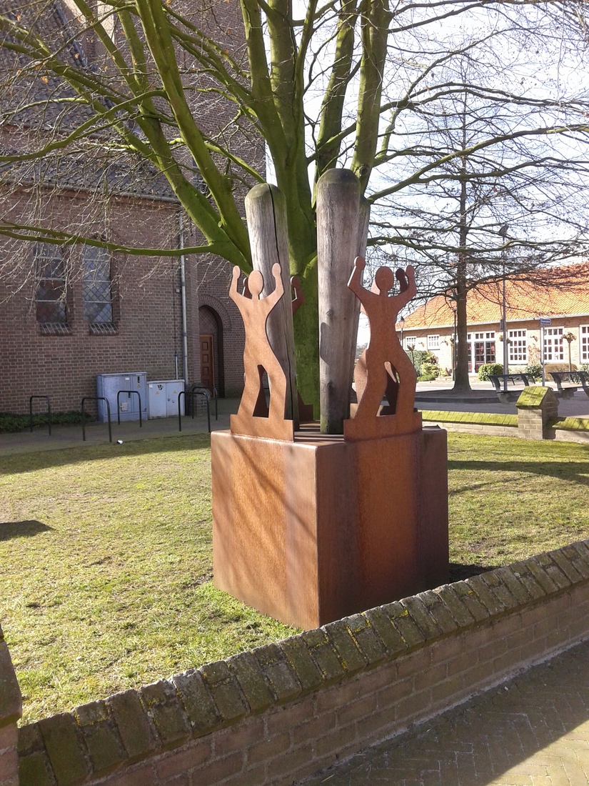 44 jaar midden in de samenleving