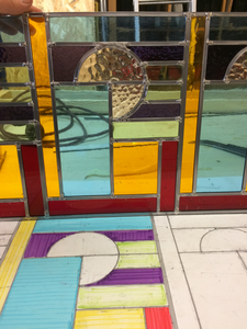 Mijn creativiteit beperkt zich niet tot een afgebakend terrein binnen 'de kunsten' maar is een manier van in het leven staan. Met veel vaardigheden kun je dan alle kanten op.