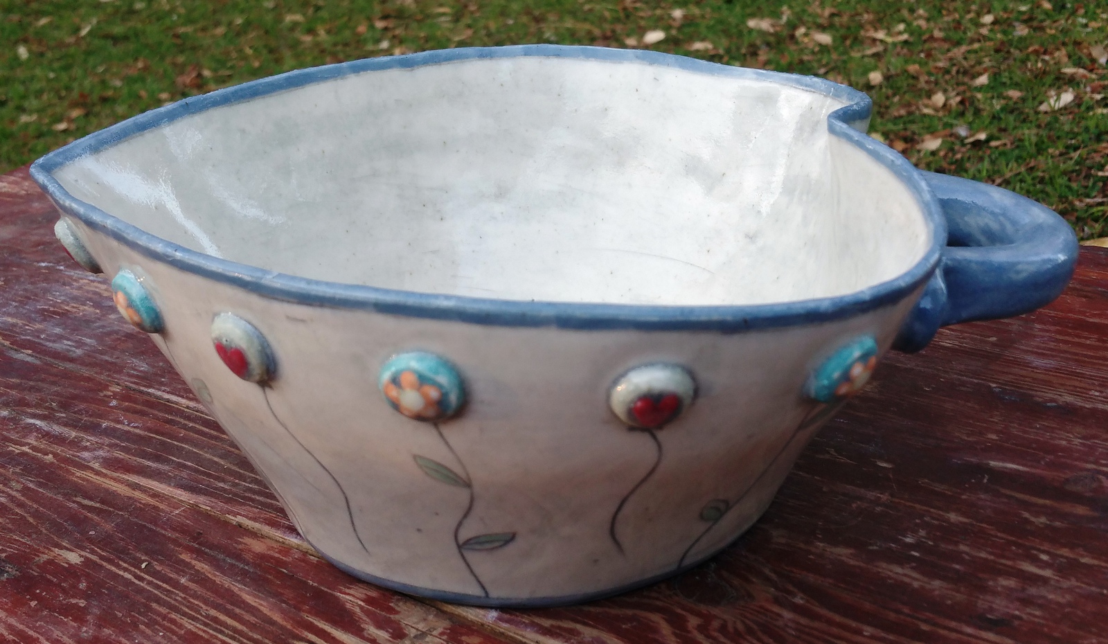 Hart shaped mixing bowl