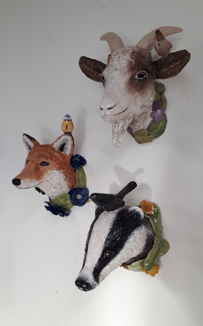 Beestjes aan de wand