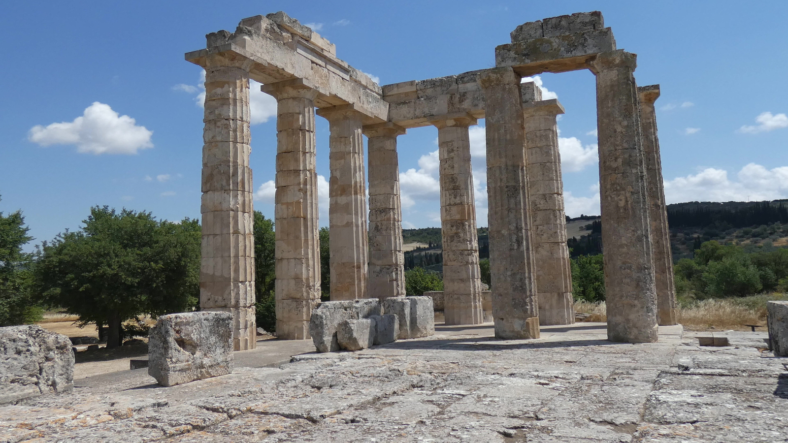 ZEUS Tempel Zuilen in Nemea