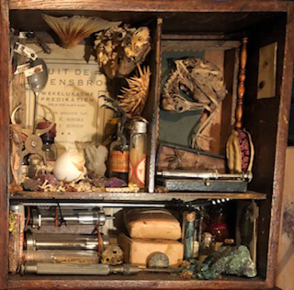 Het medicijnkastje van oma Gent