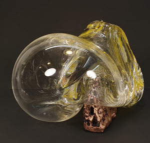 Beelden in de unieke combinatie van brons en glas