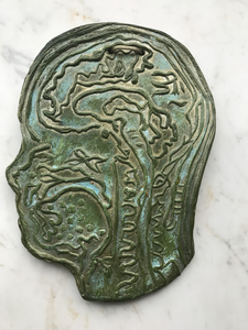 Ieder kleitablet is uniek en met de hand gemaakt 