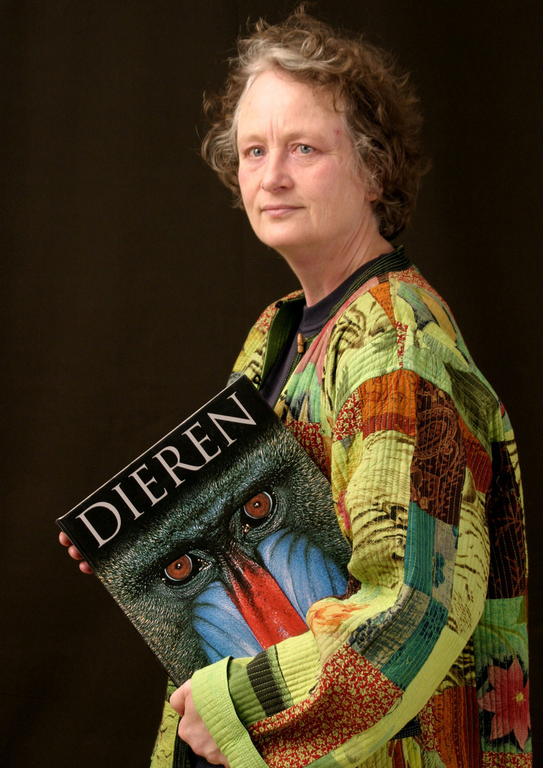 Portretten met boeken 2