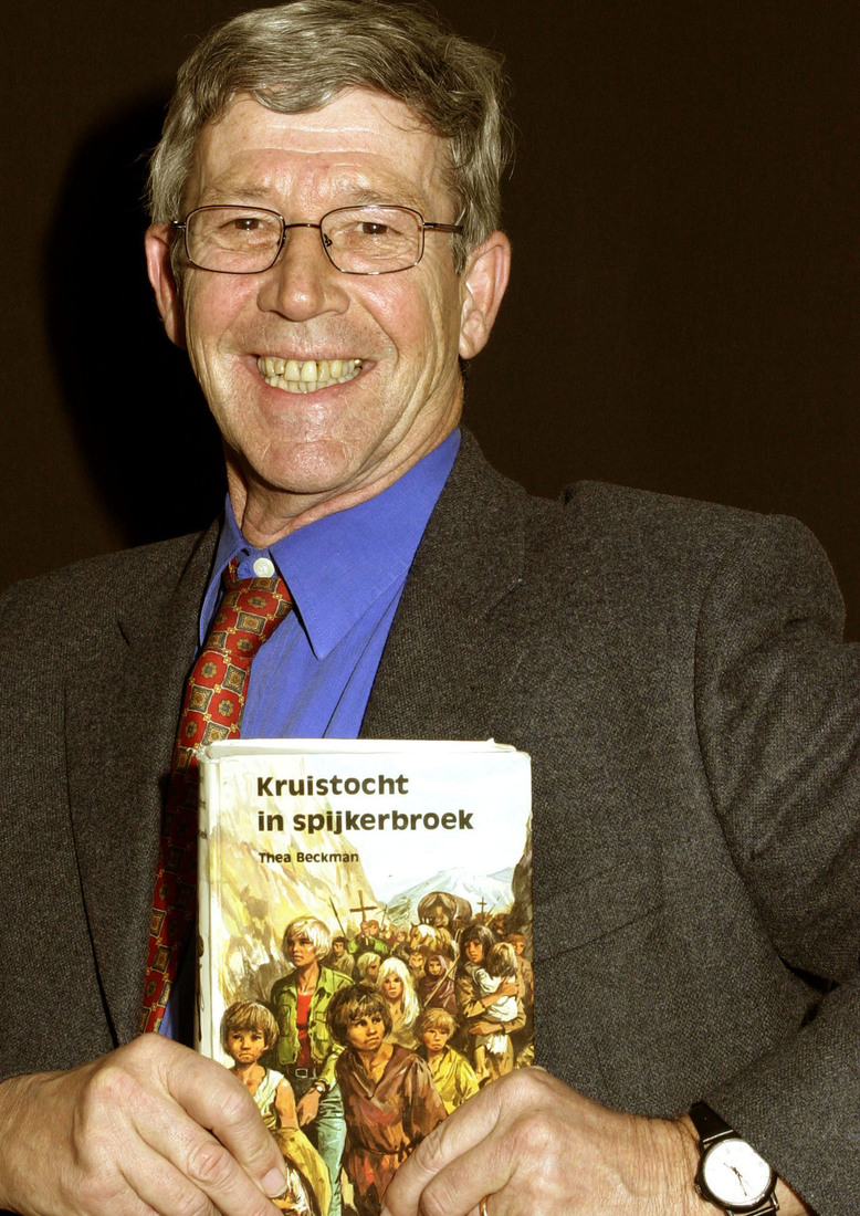 Portretten met boeken 3