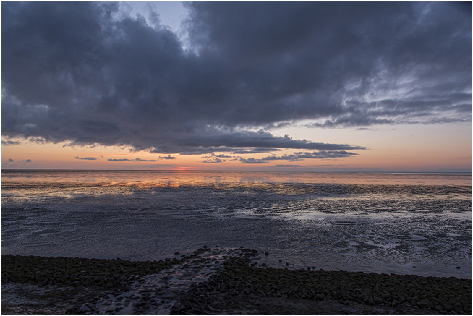 Zonsopkomst aan Waddenzee