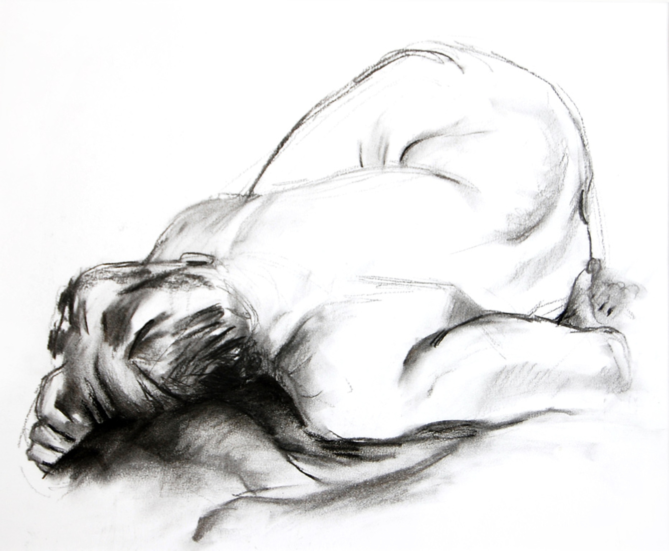 model liggend (houtskool)