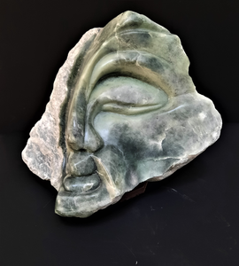 Al de voorwerpen zijn gemaakt uit speksteen