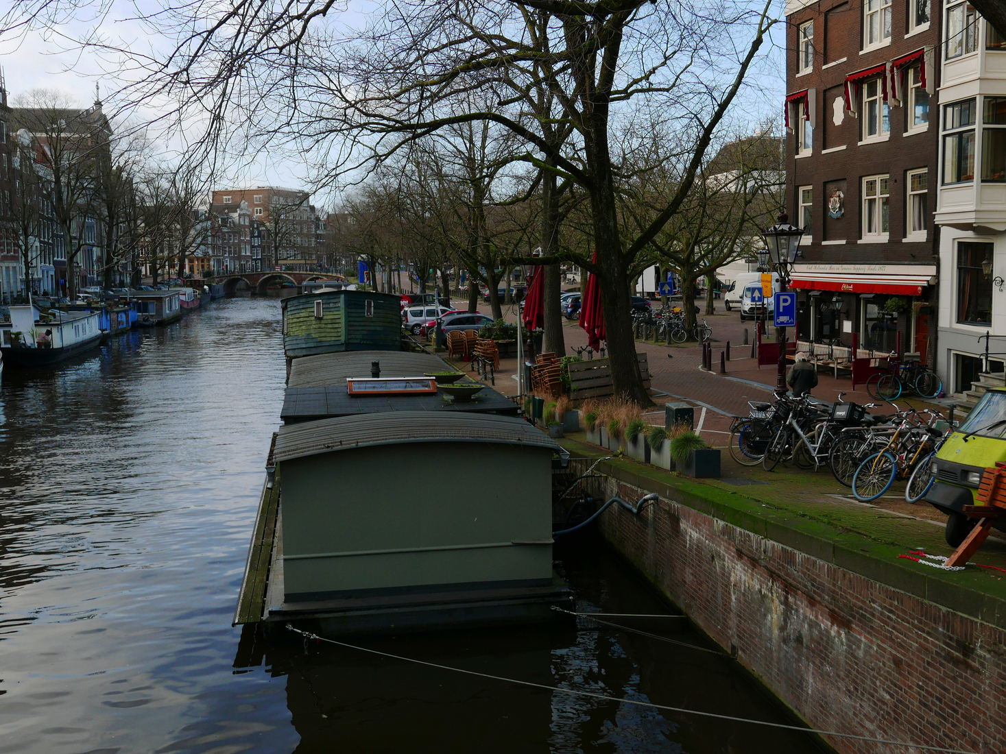 Aan de Prinsengracht bij het Amstelveld; foto Amsterdam / Mokum