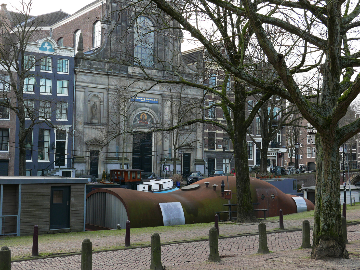 Kerk De Duif, aan de Prinsengracht tegenover het Amstelveld; foto Amsterdam / Mokum