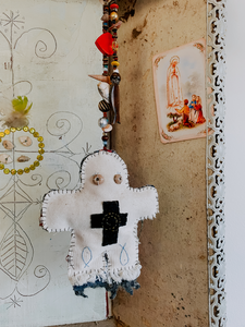 Collaborative project with Muz Delarte (woodworker). Elduende means 'gnome wind' or 'wind of inspiration'. 
I'm always been fed by the unexplainable. Looking for the meaning of things this work is an investigation into rituals and faith. I grab back to an age where everything was still selfmade, a world of spirits and gods, magic and nature. With self-invented gods and mythical figures I take advantage of the strong visual elements that heat our collective memory for thousands of years.