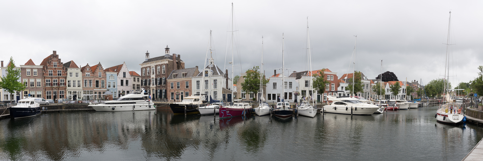 Panorama stadshaven Goes