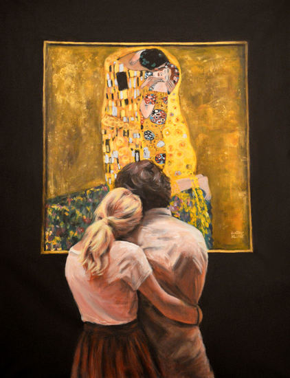 Watching Klimt ( The Kiss)