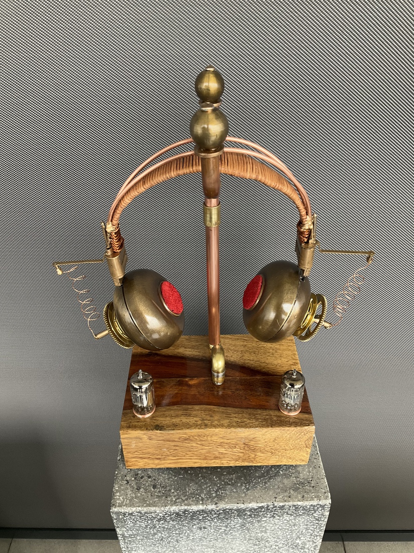 Headset