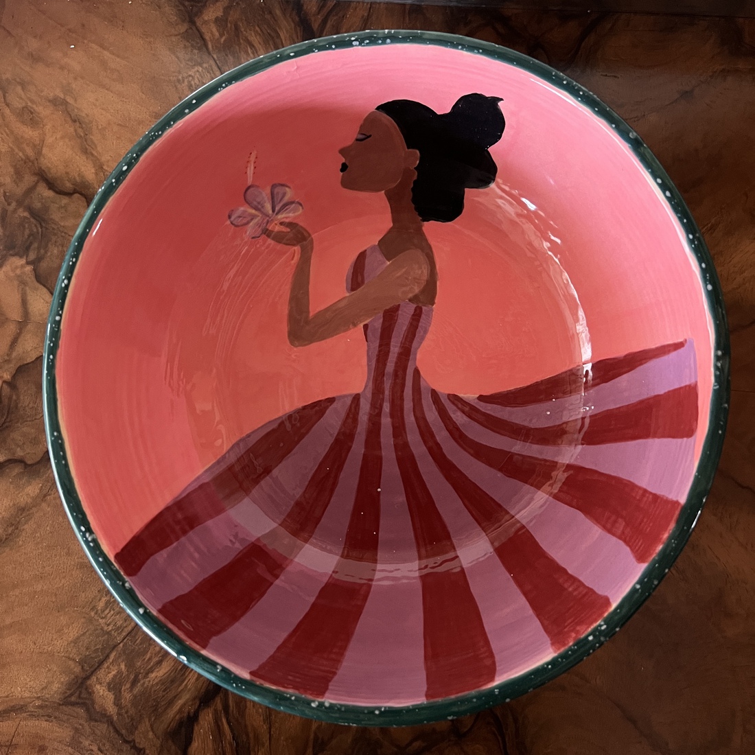 Saladeschaal lady with the flower