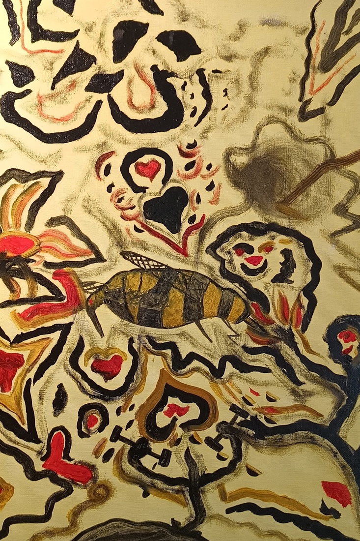 Even a bumblebee needs gravity