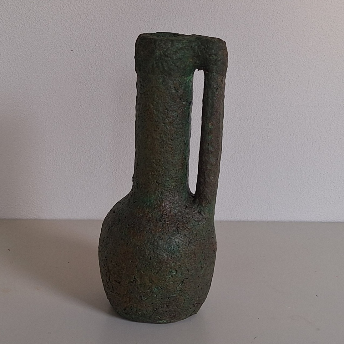 Nr.456. Vaas object papier-mâché.