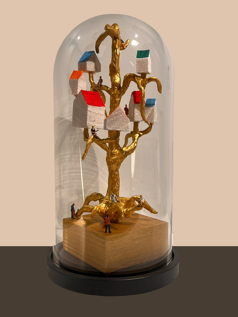 Living in the Golden tree