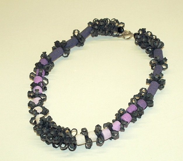 collier curly purple