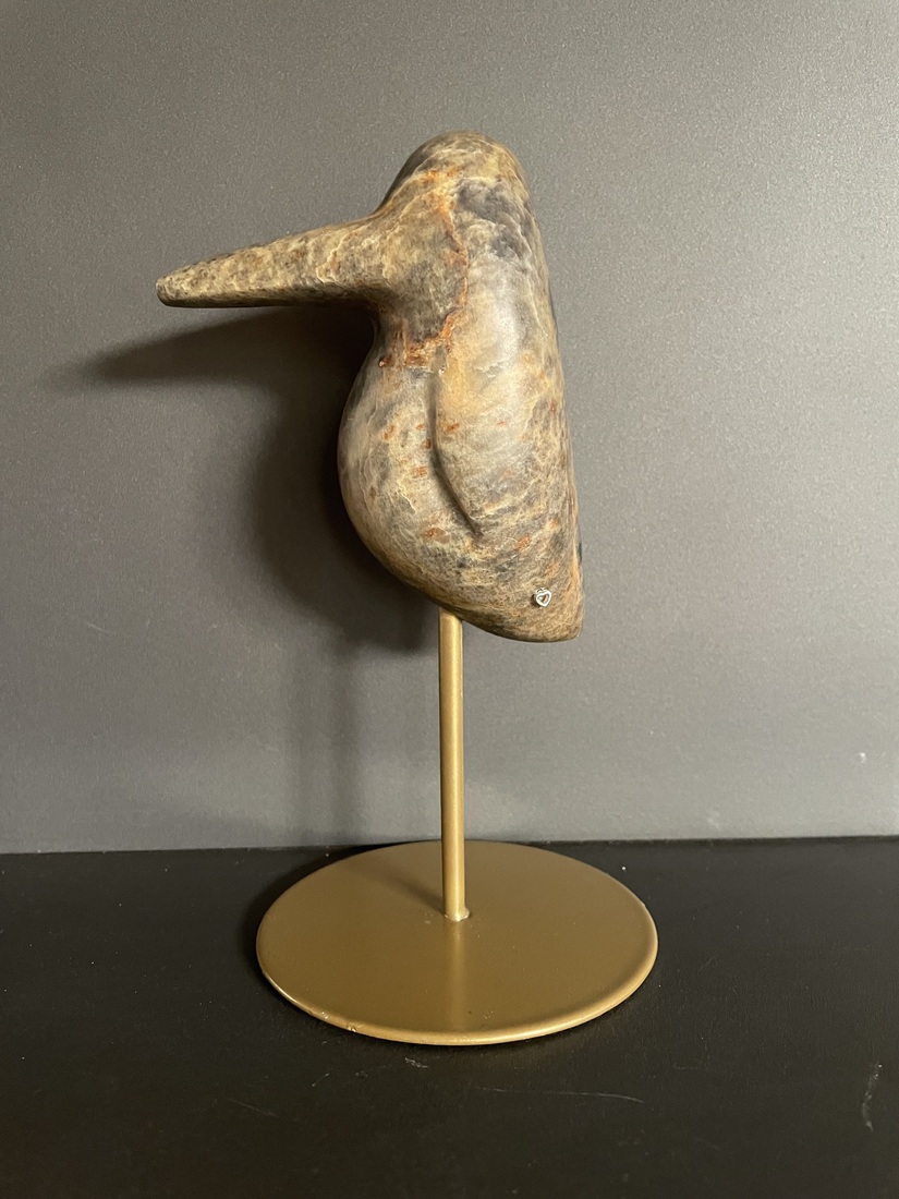 ijsvogeltje van indiaans speksteen 