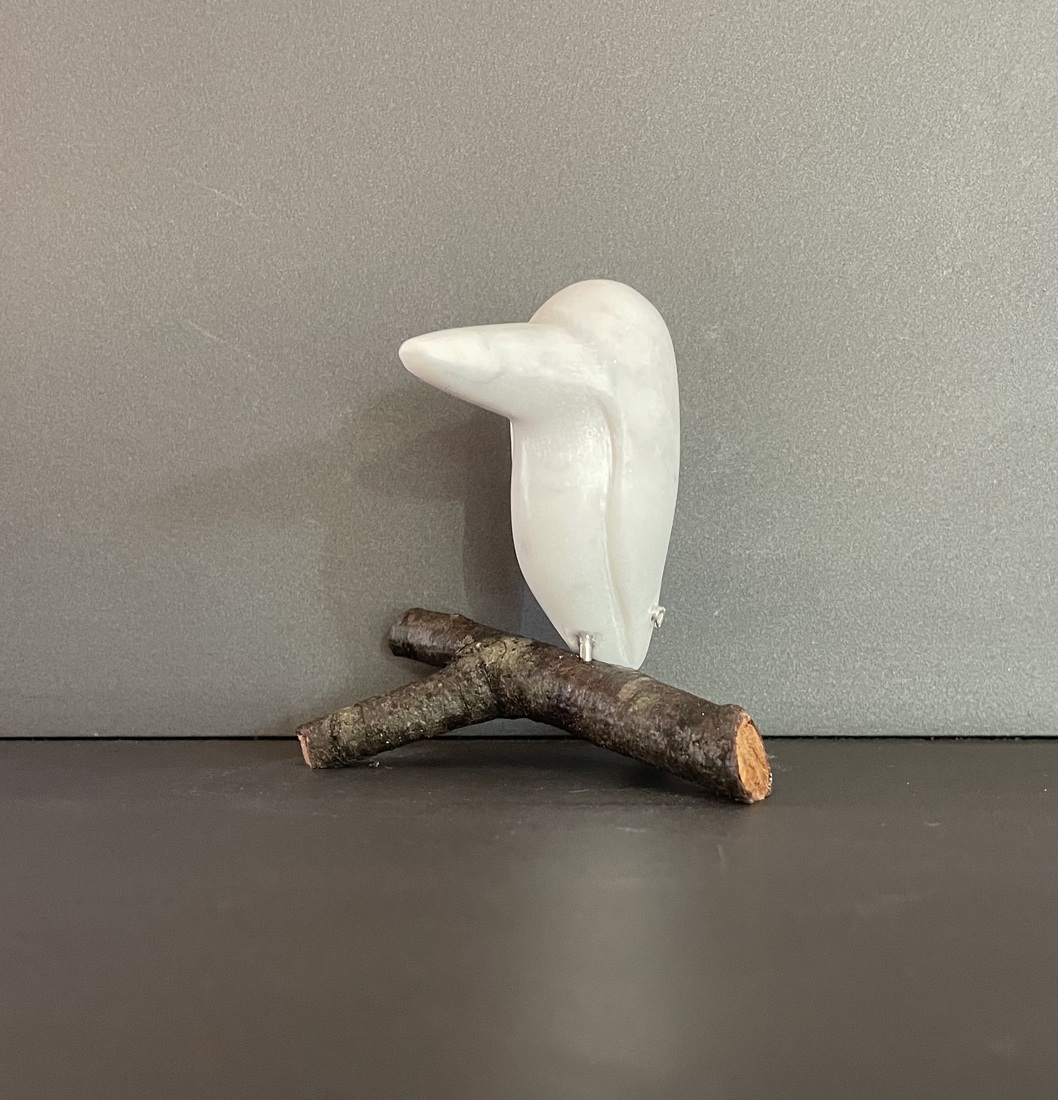 ijsvogeltje van Carrara marmer (3) 