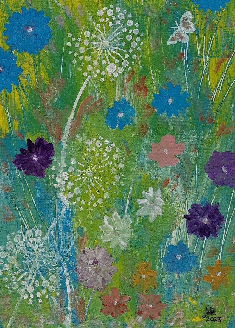 Bloemenveld met voorjaarsbloemen