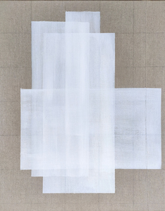 Op de academie ben ik m'n linnen doeken zelf op gaan spannen, met het voordeel zelf de maat van het werk te bepalen.
Ik speel graag met perspectief en combineer twee- en drie dimensionale basisvormen. Hieronder grafisch werk op linnen.

