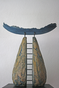 Dragers van waterkommen, dragers van licht, dragers van verschillende objecten...klein, groot, enkele kunnen buiten staan, andere weer niet. 