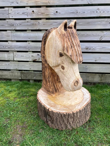 Allemaal zelf gemaakt met de kettingzaag