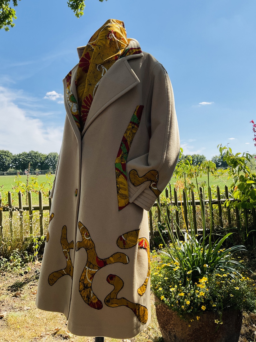 CON BRIO, ZINGEND ZAND